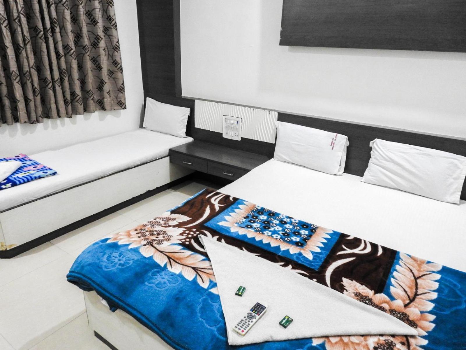 Hotel Shri Sai Darshan Shirdi Ngoại thất bức ảnh